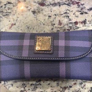 Dooney and Bourke wallet